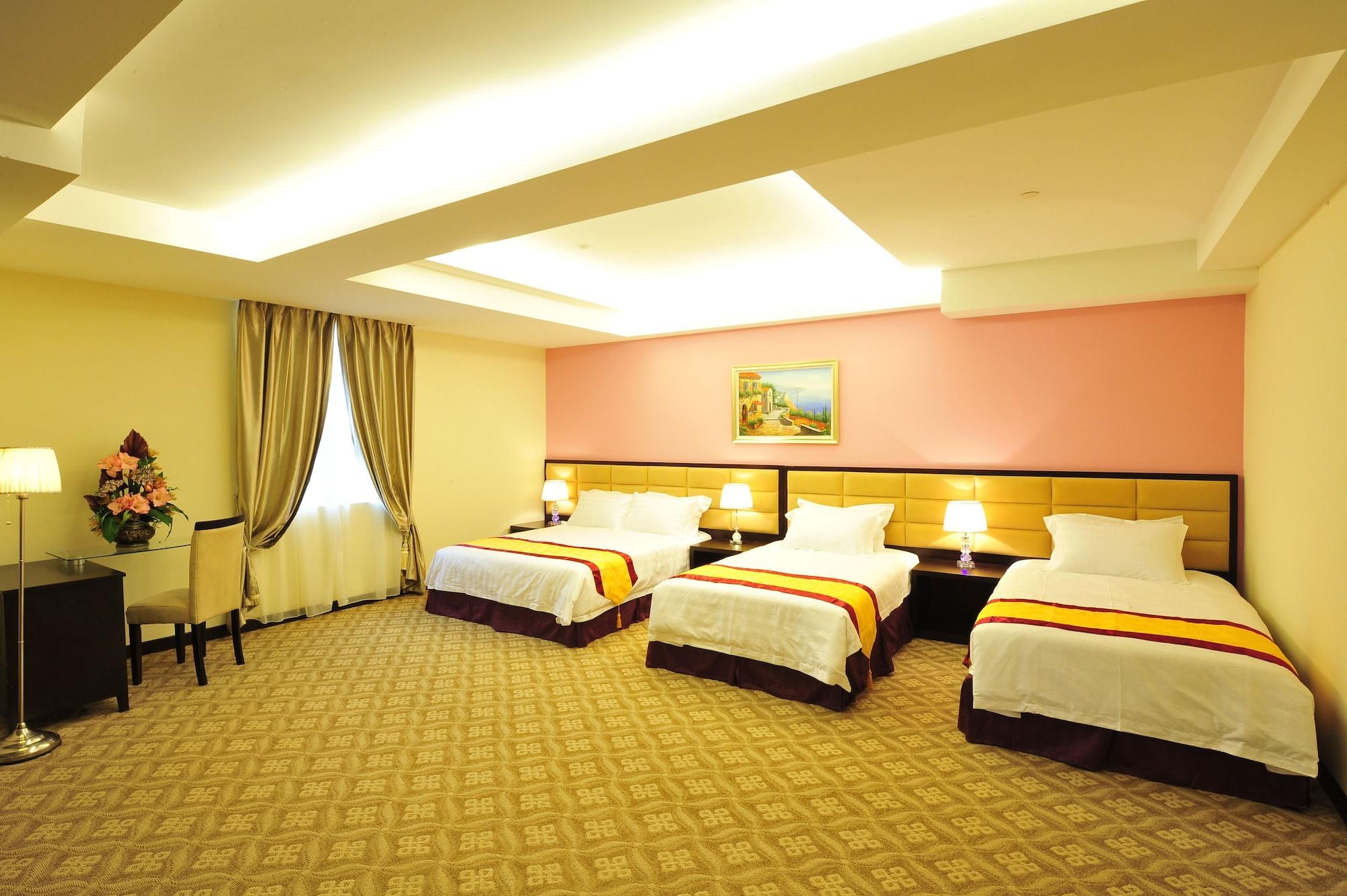 Hallmark Crown Hotel Malacca Exteriör bild